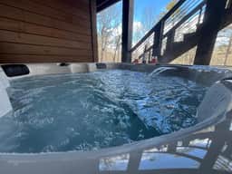 Cool Creek | Modern Luxury - Image 3