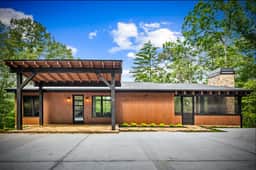Cool Creek | Modern Luxury - Image 2