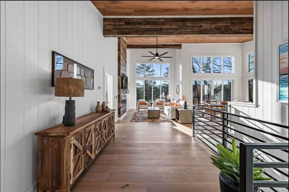 Cool Creek | Modern Luxury - Image 4