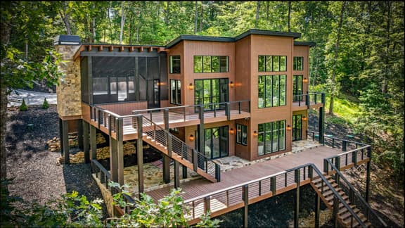 Cool Creek | Modern Luxury - Image 1